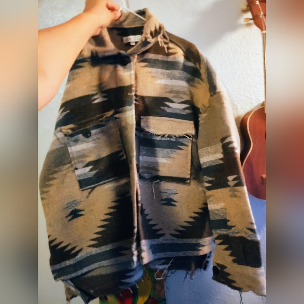 Jen & Co Aztec Button Down Jacket - image 4